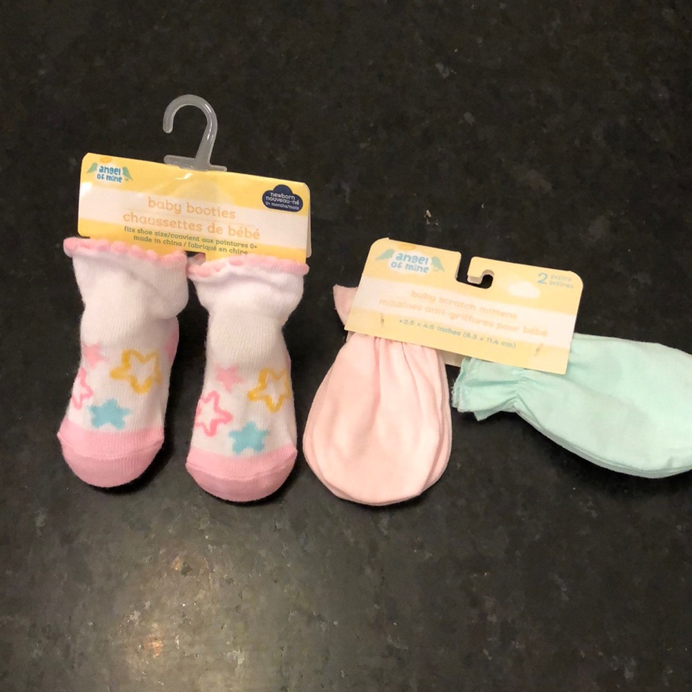 New baby booties and baby scratch mittens